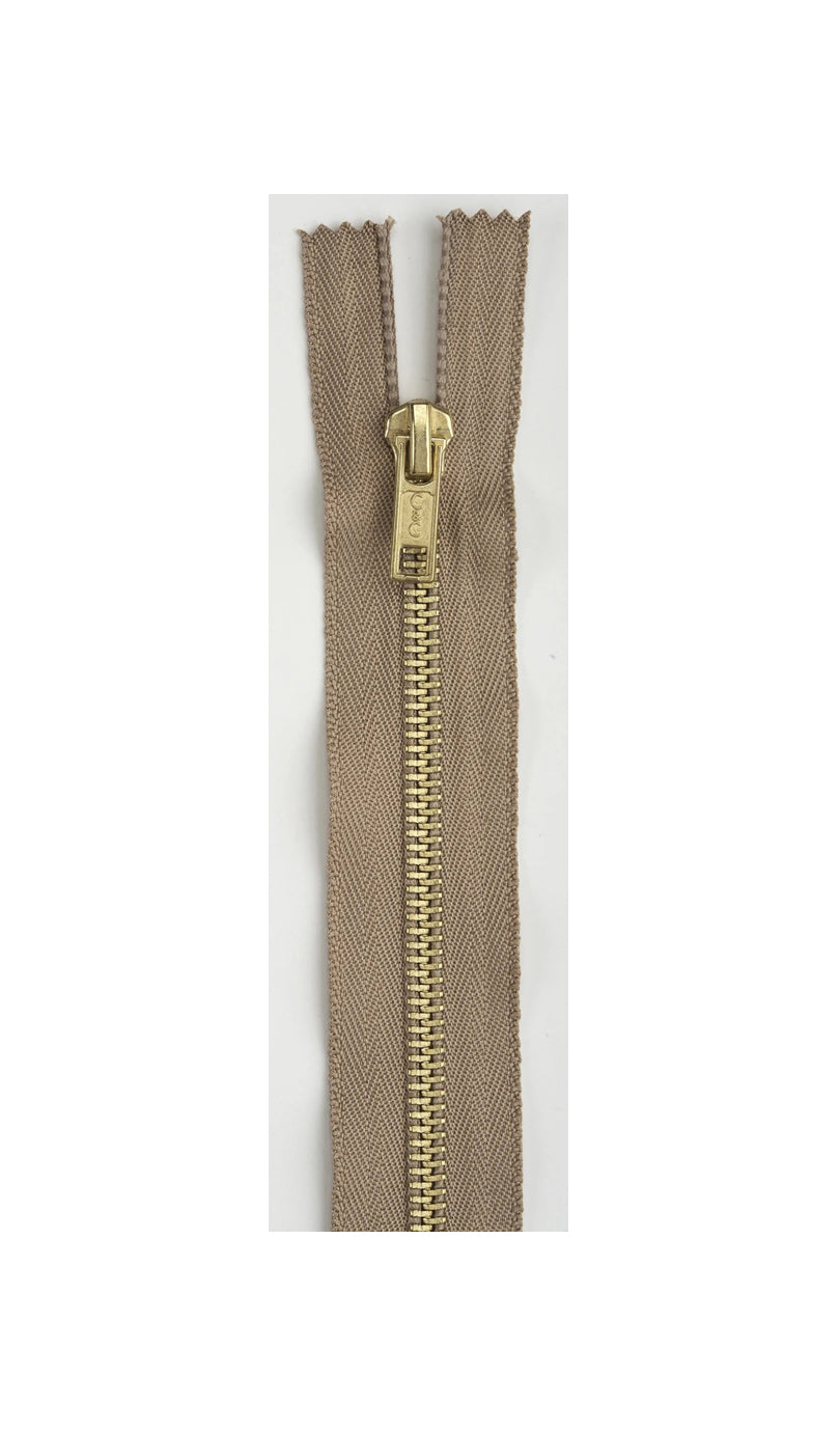 Coats and Clark - 26" zipper - Dogwood - light brown metal zipper