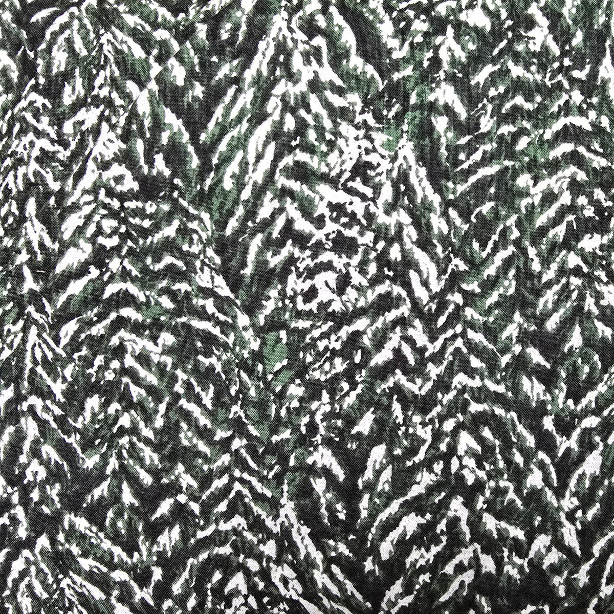 Nocturne-Metallic-Pine/Silver - Snowy Pines