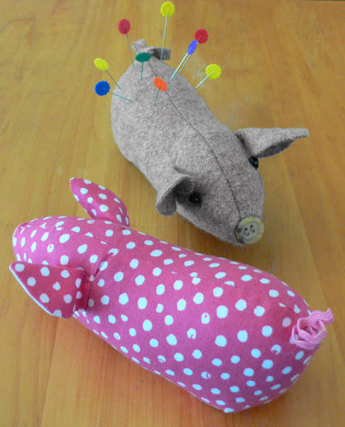 Cut Loose Press - Pig Pincushion - by Rebecca Anderson