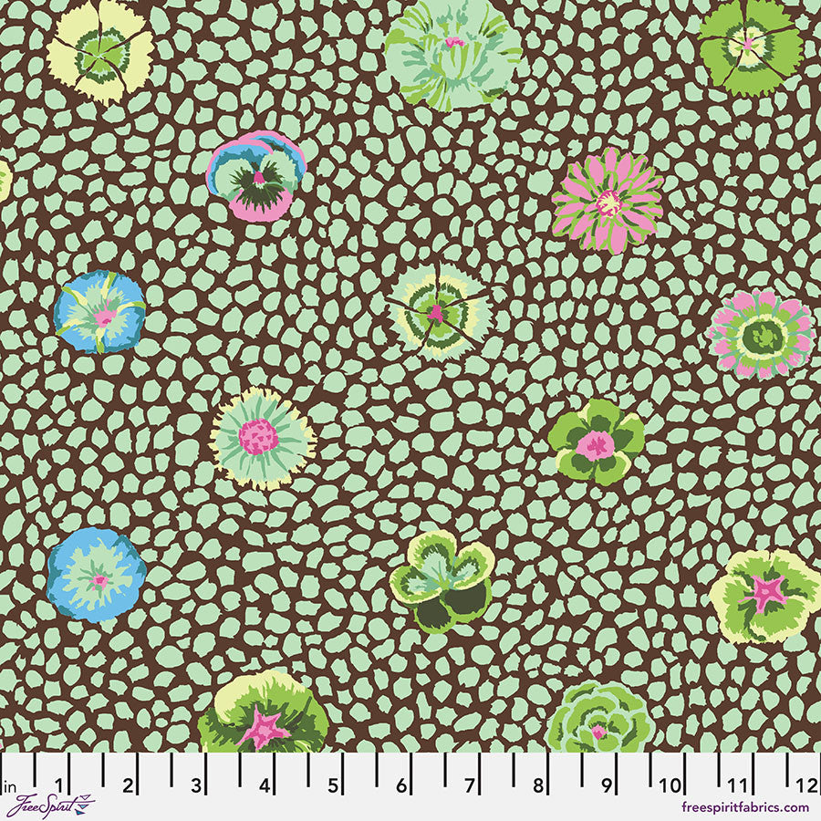 Kaffe Collective - Classics - Guinea Flower - Green -green flowers on brown