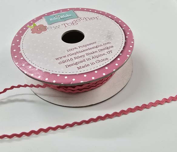 Mini Ric Rac - 1/8" Sugar Pink Ric Rac by Lori Holt