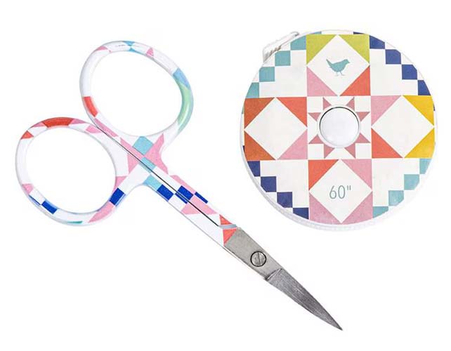 Riley Blake - Tape measure &embroidery scissors -