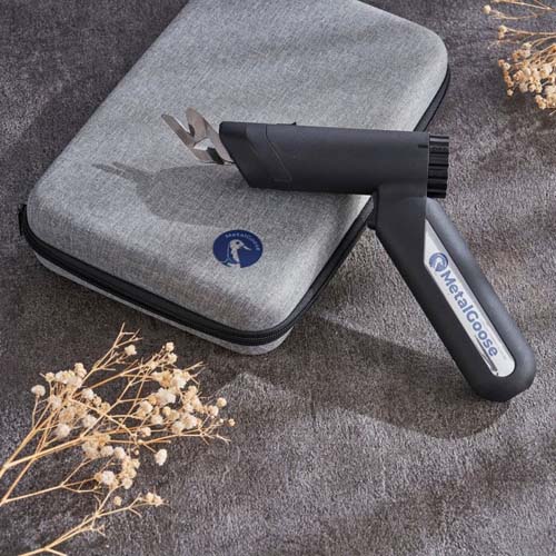 Metal Goose - Cordless Powered Scissors -